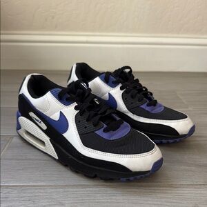 Nike Air Max 90 “Persian Violet” Black, White, and Purple Sneakers men size 10